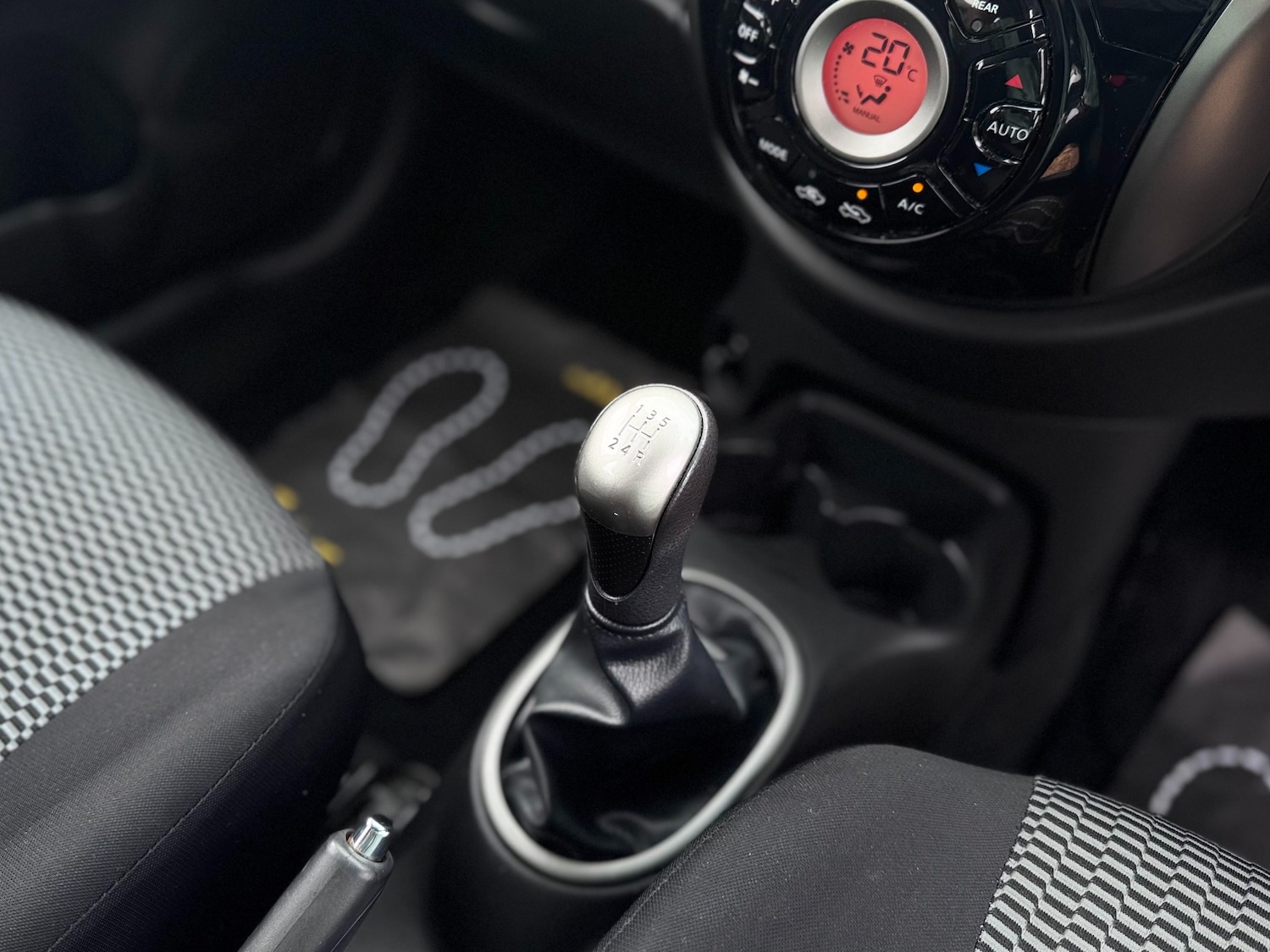 Used Nissan Micra 2016 for sale - 76947083: Photo 35