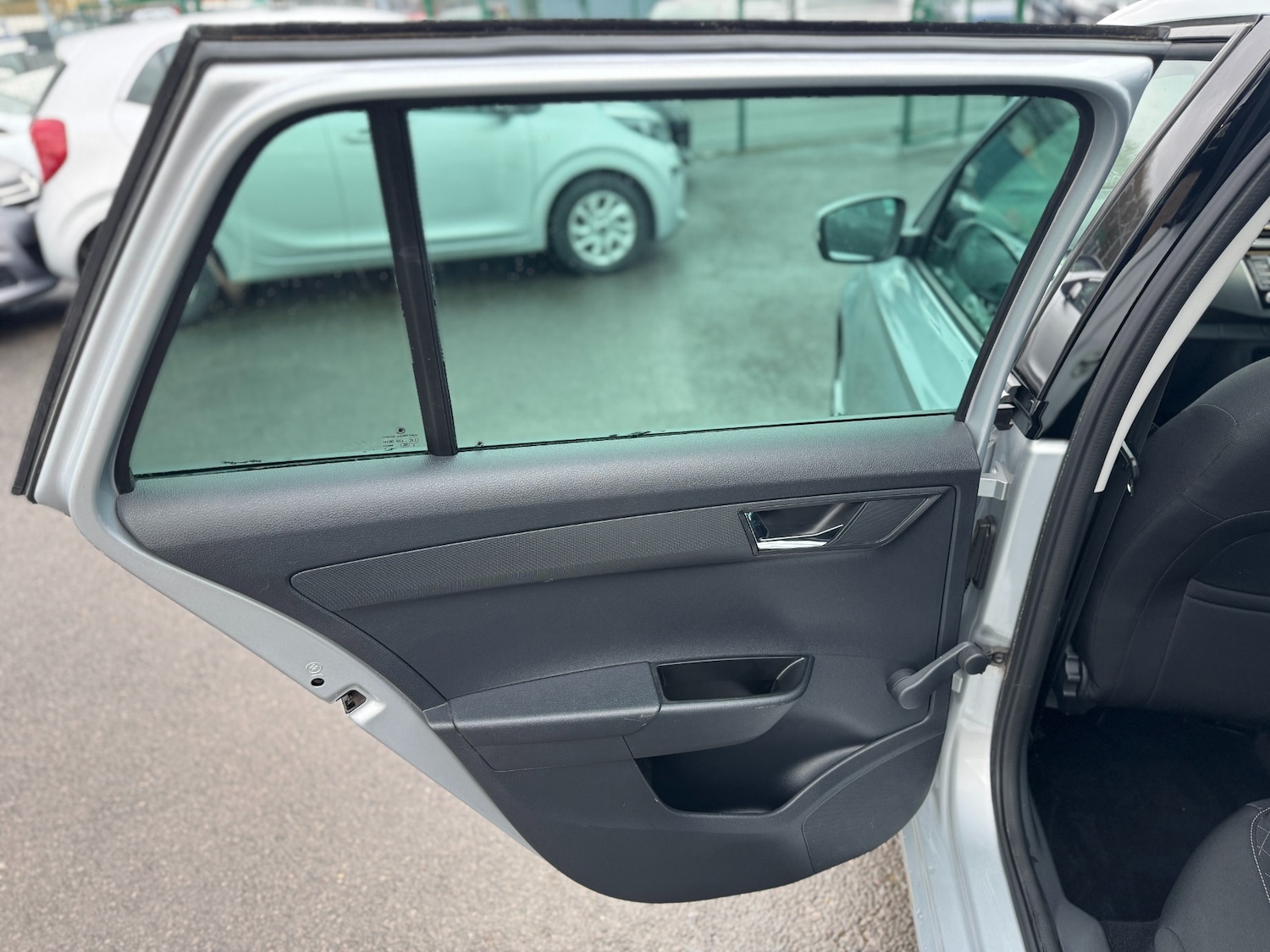 Used Skoda Fabia 2015 for sale - 76159696: Photo 34