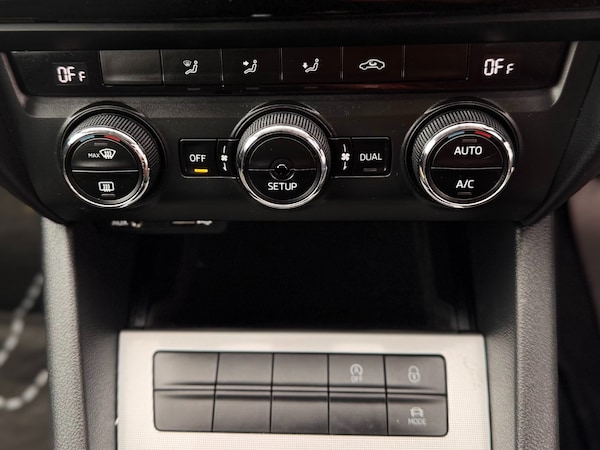 Used Skoda Octavia 2014 for sale - 76302174: Photo 32