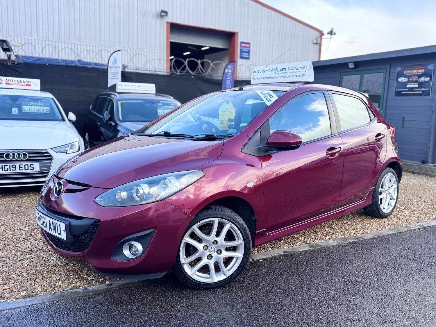 Used Mazda Mazda2 2011 for sale - 77502081: Photo 3