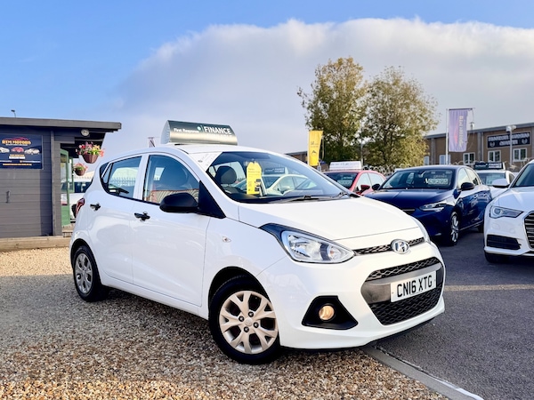 Used Hyundai i10 2016 for sale - 76302514: Photo 1