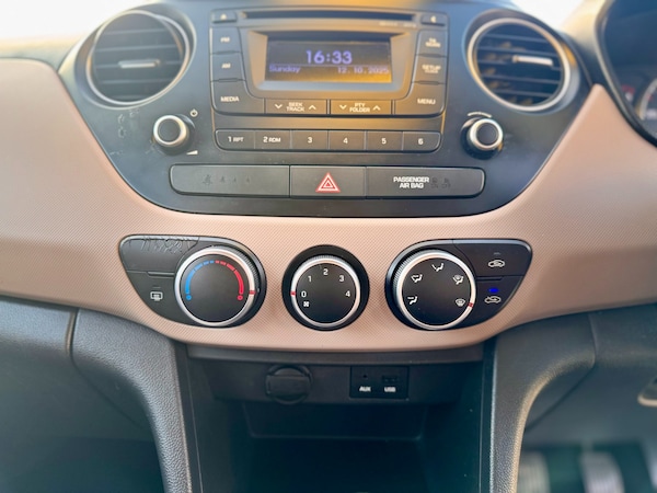 Used Hyundai i10 2016 for sale - 76302514: Photo 31