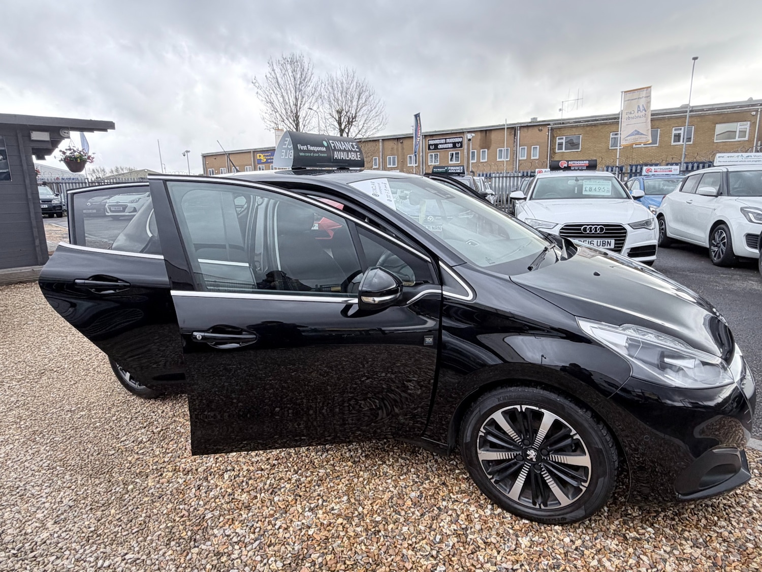 Used Peugeot 208 2019 for sale - 77617909: Photo 43