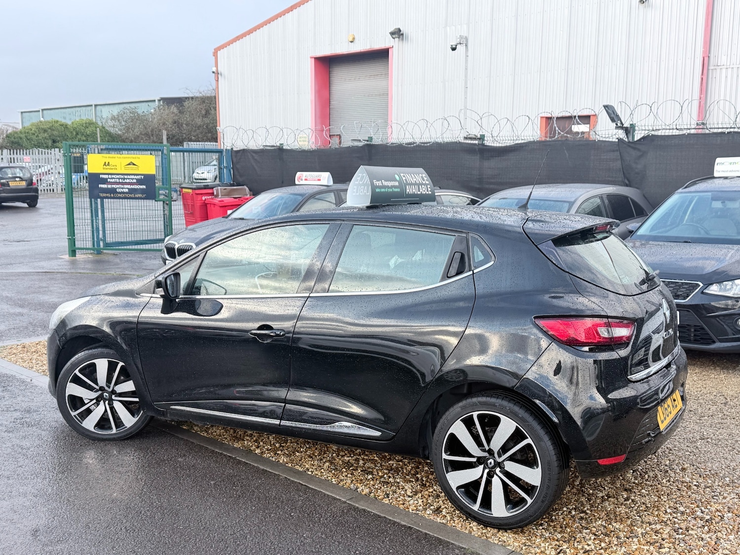 Used Renault Clio 2015 for sale - 77984953: Photo 6