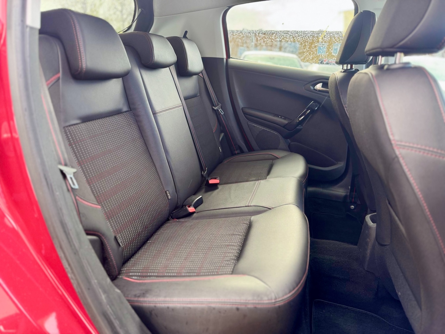 Used Peugeot 208 2015 for sale - 76859268: Photo 40