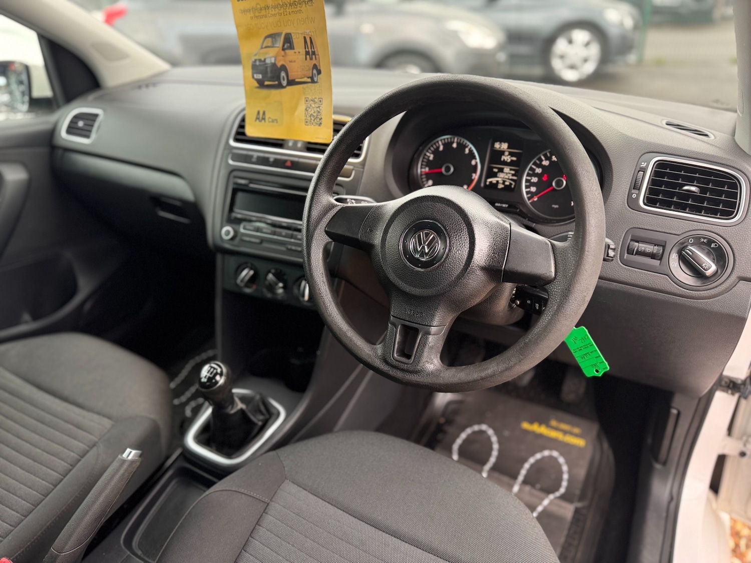 Used Volkswagen Polo 2012 for sale - 76598795: Photo 33