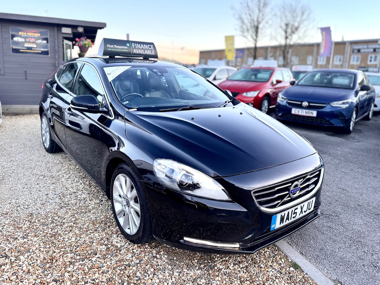 Used Volvo V40 2015 for sale - 76933298: Photo 14