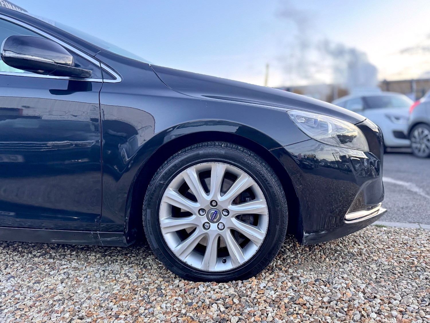 Used Volvo V40 2015 for sale - 76933298: Photo 21