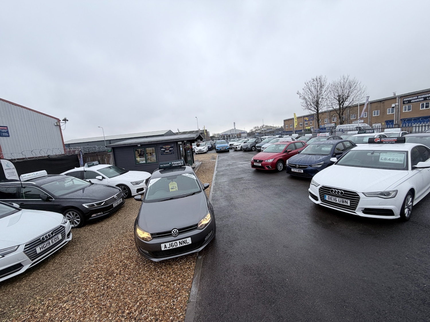 Used Volkswagen Polo 2011 for sale - 77223026: Photo 45