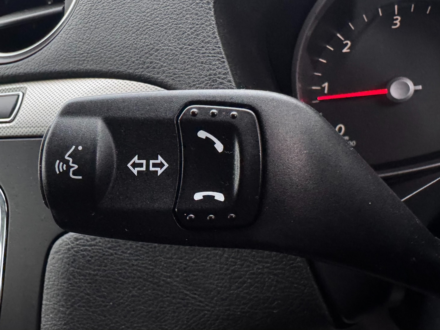 Used Ford Galaxy 2013 for sale - 76749878: Photo 33