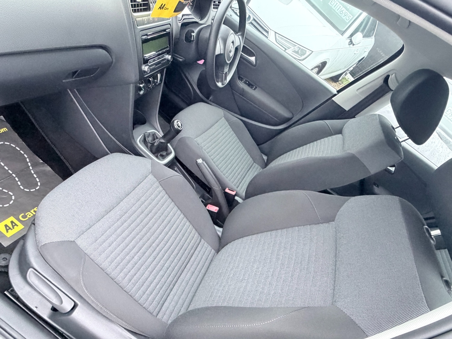 Used Volkswagen Polo 2011 for sale - 77147995: Photo 35