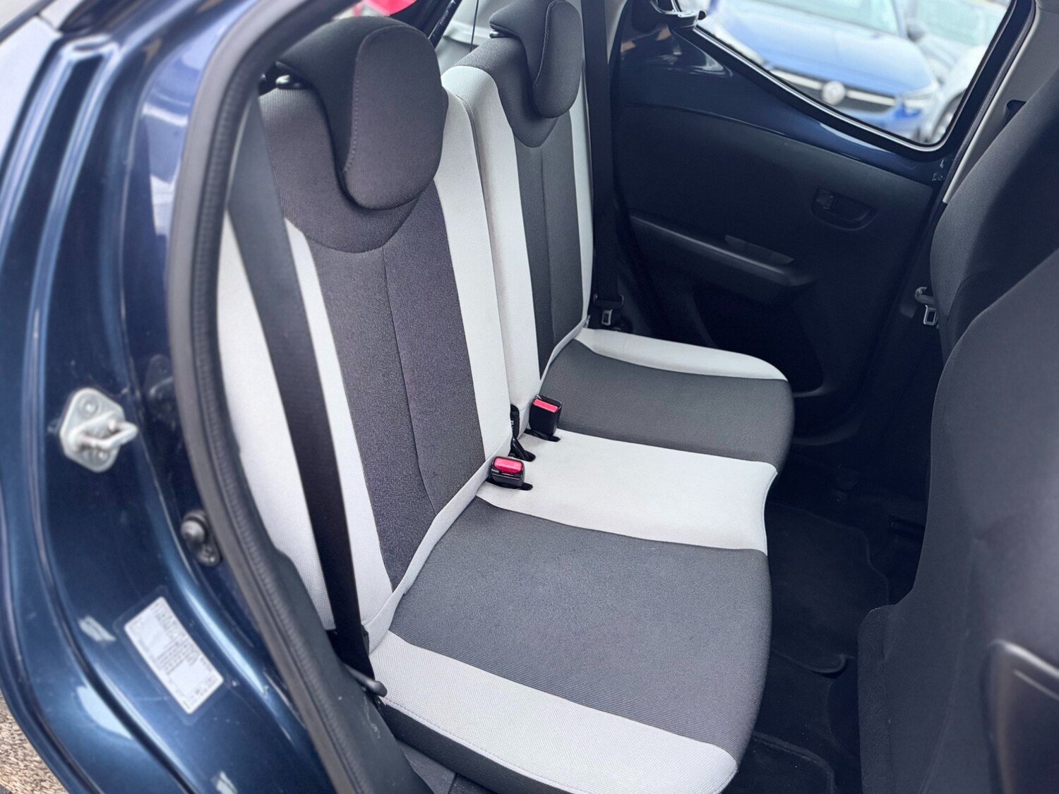 Used Toyota AYGO 2015 for sale - 77716234: Photo 37