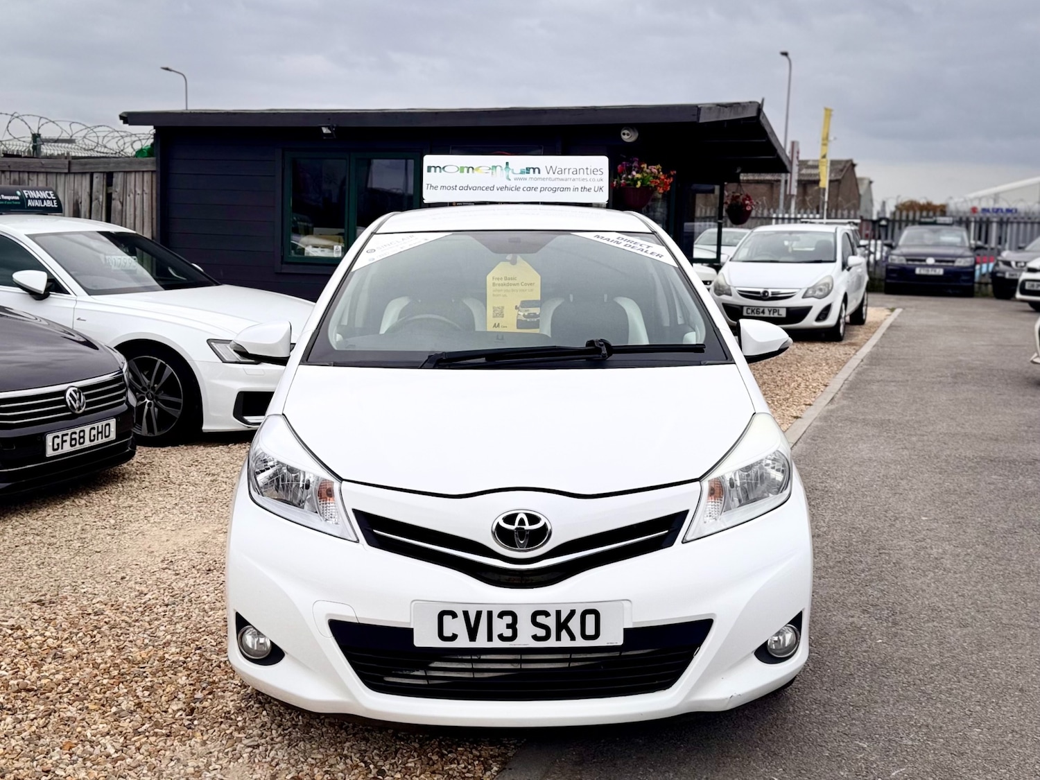 Used Toyota Yaris 2013 for sale - 76507306: Photo 2