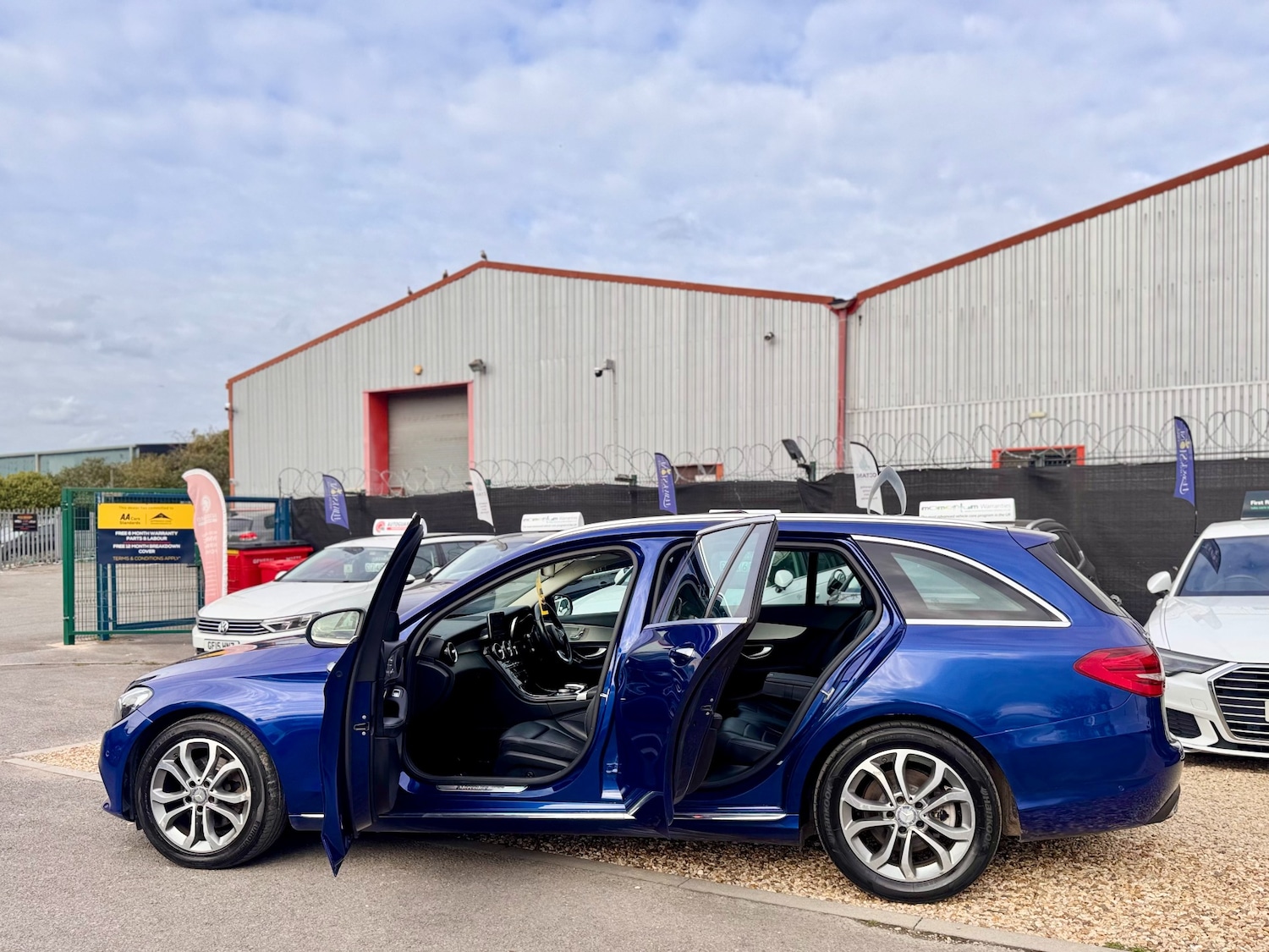 Used Mercedes-Benz C Class 2015 for sale - 77063517: Photo 46