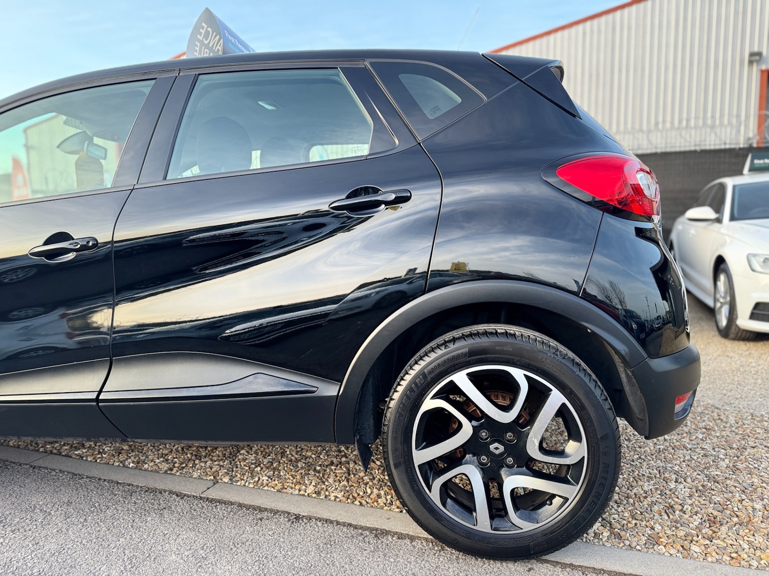 Used Renault Captur 2016 for sale - 76422412: Photo 21