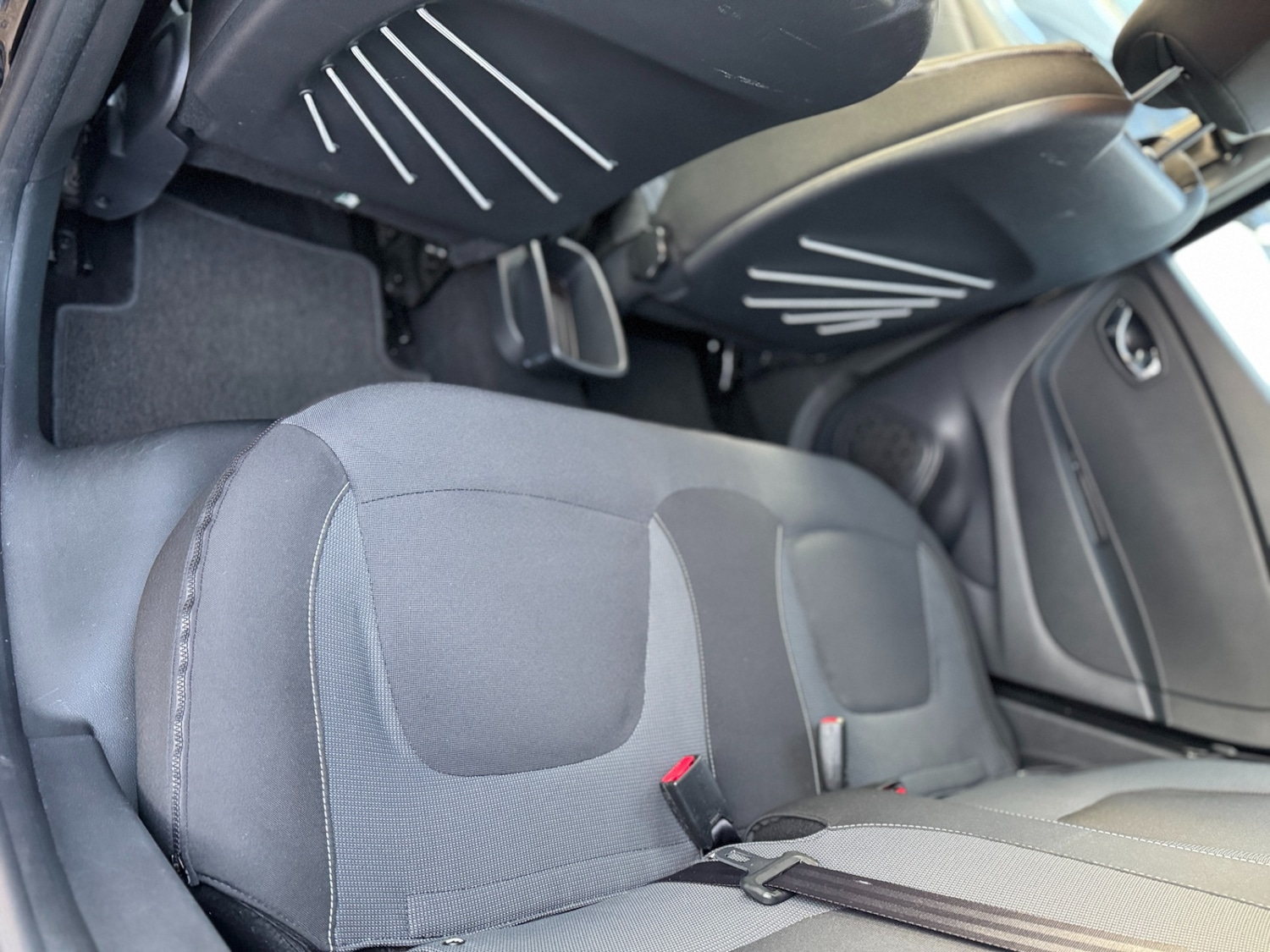 Used Renault Captur 2016 for sale - 76422412: Photo 35