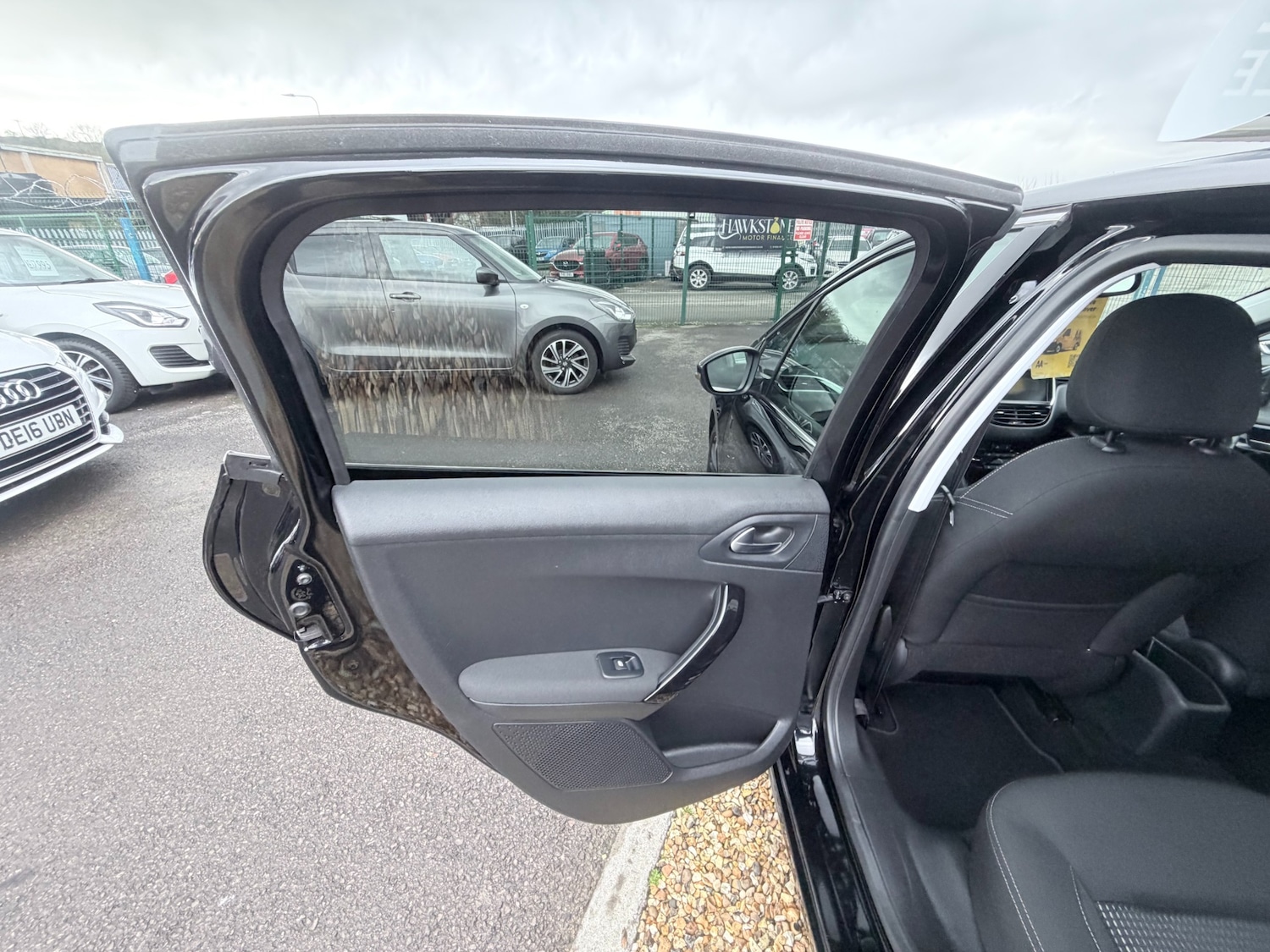 Used Peugeot 208 2019 for sale - 77846378: Photo 38