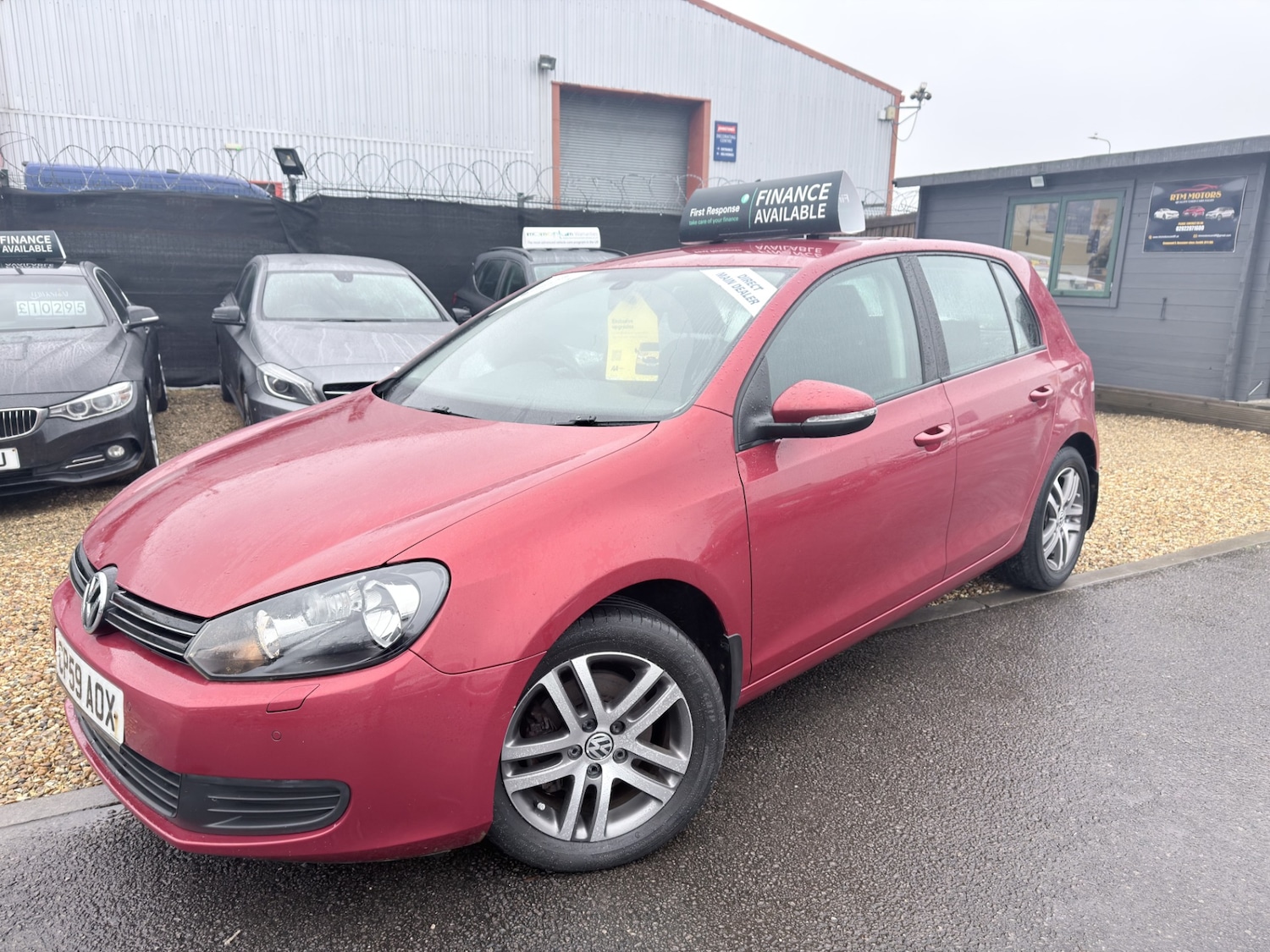 Used Volkswagen Golf 2009 for sale - 77640201: Photo 3