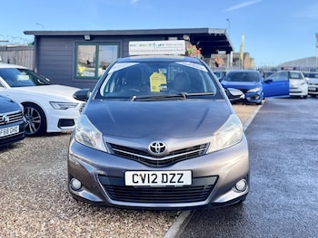 Used Toyota Yaris 2012 for sale - 77379262: Photo