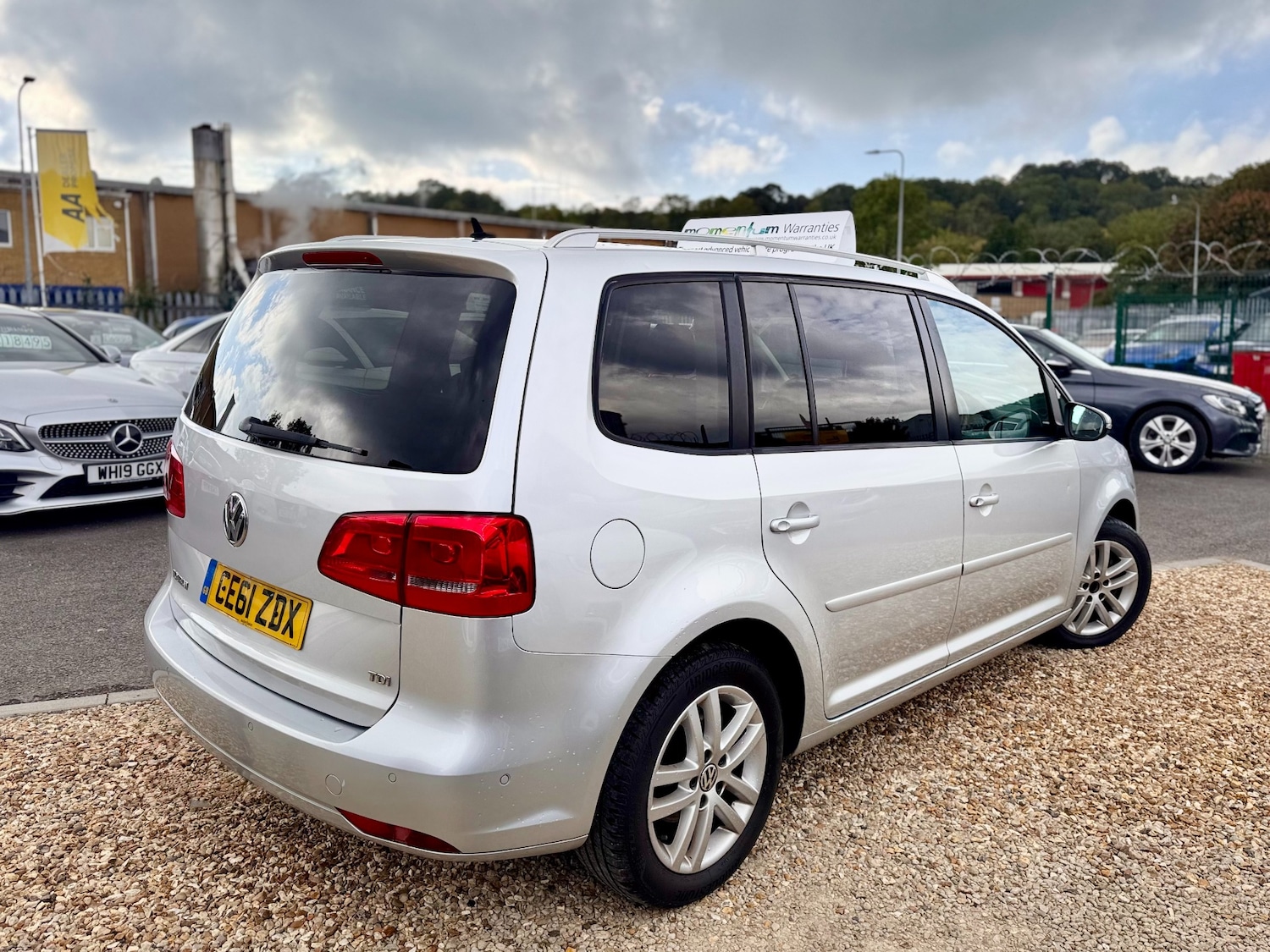 Used Volkswagen Touran 2011 for sale - 76507604: Photo 5