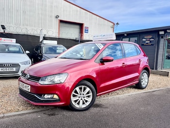 Used Volkswagen Polo 2015 for sale - 77324550: Photo
