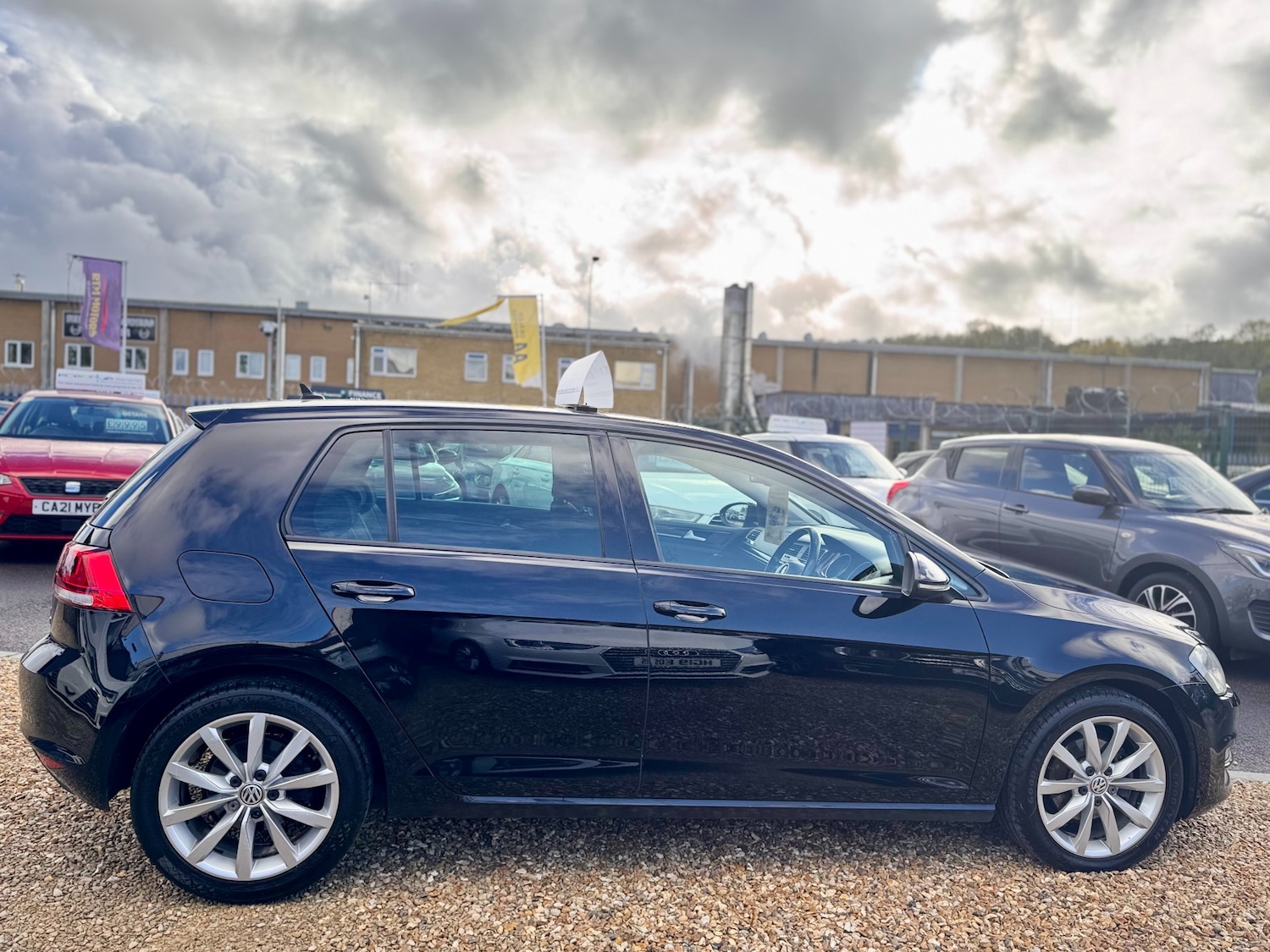 Used Volkswagen Golf 2015 for sale - 76932324: Photo 13