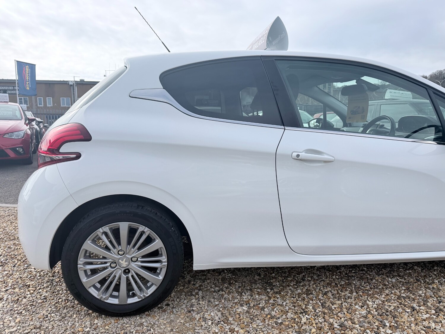 Used Peugeot 208 2016 for sale - 78177259: Photo 20