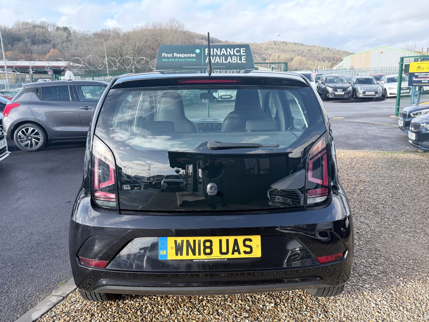 Used Volkswagen up! 2018 for sale - 78027251: Photo 28