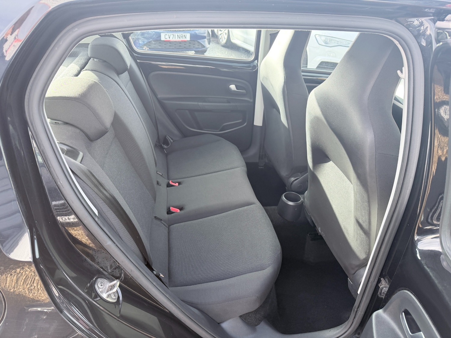 Used Volkswagen up! 2018 for sale - 78027251: Photo 9