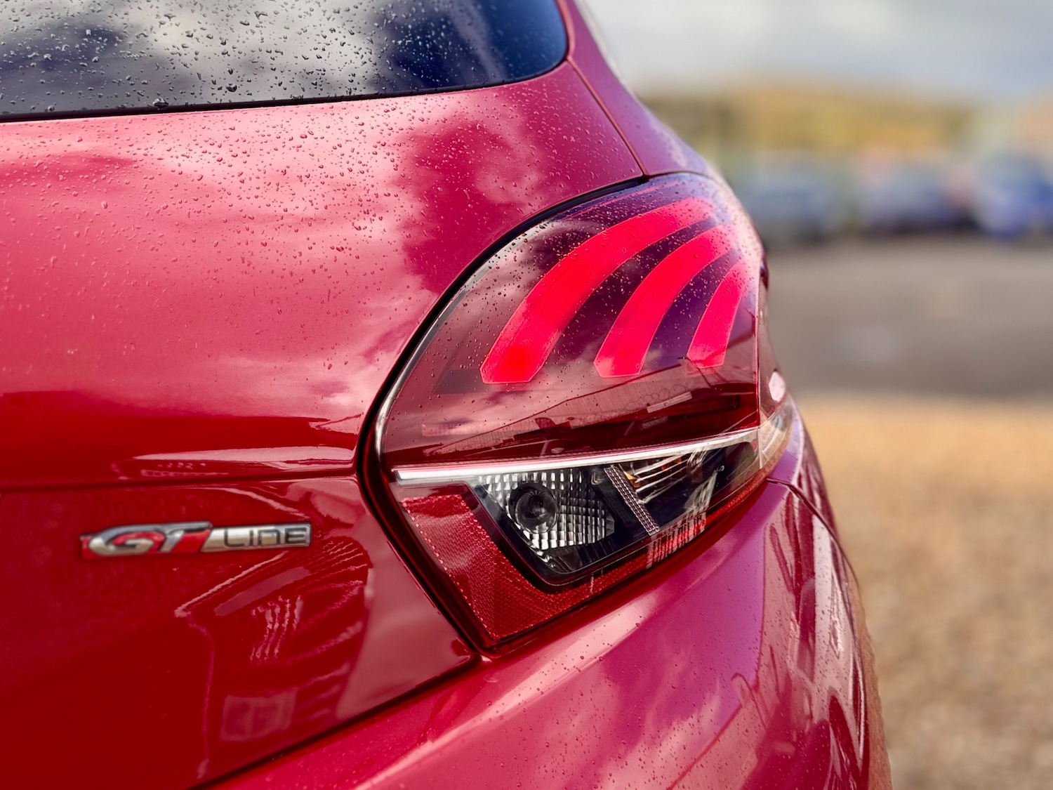 Used Peugeot 208 2015 for sale - 77259344: Photo 48