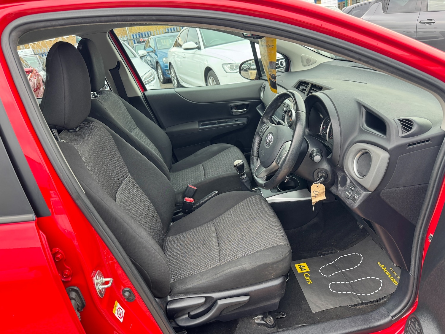 Used Toyota Yaris 2014 for sale - 76859157: Photo 8