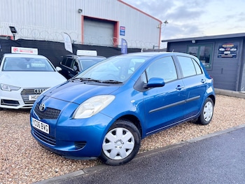 Used Toyota Yaris 2006 for sale - 77324404: Photo