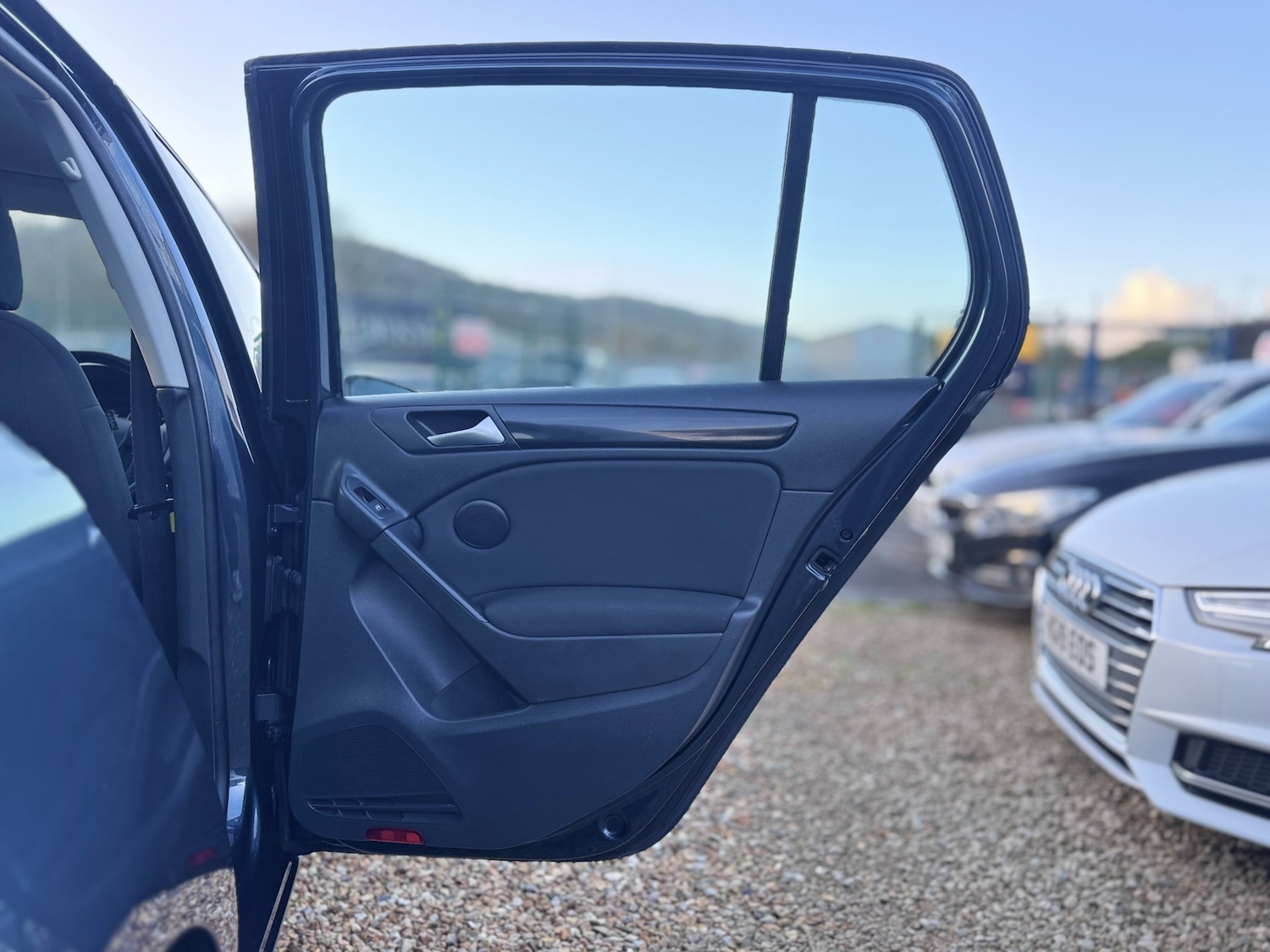 Used Volkswagen Golf 2012 for sale - 76947623: Photo 37