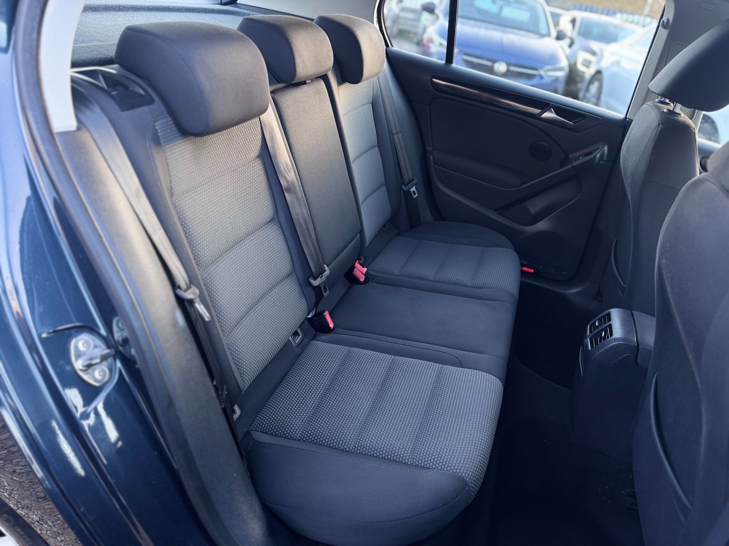 Used Volkswagen Golf 2012 for sale - 76947623: Photo 38