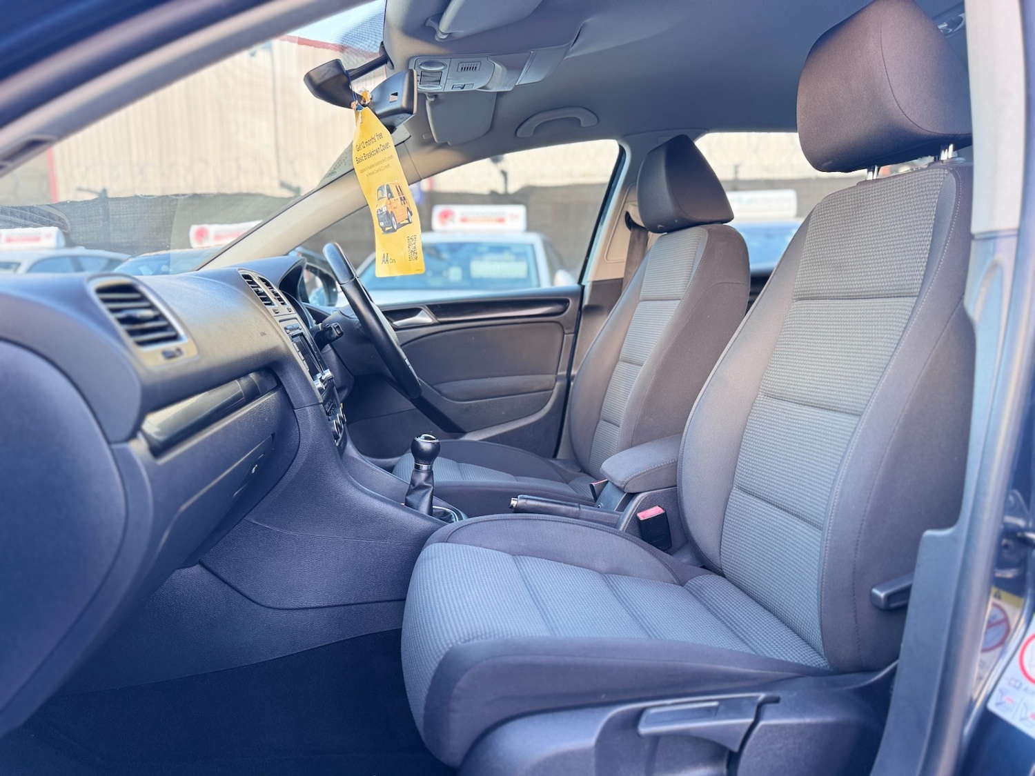 Used Volkswagen Golf 2012 for sale - 76947623: Photo 42