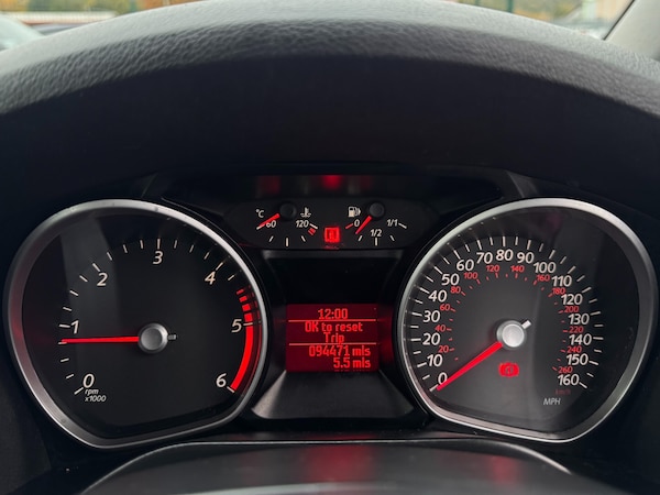 Used Ford Galaxy 2013 for sale - 76319897: Photo 30