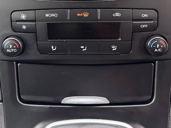 Used Ford Galaxy 2013 for sale - 76319897: Photo 35