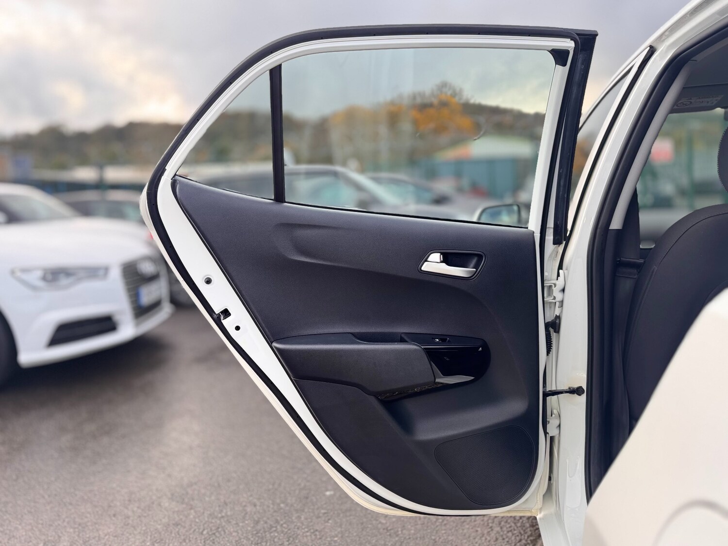 Used Kia Picanto 2017 for sale - 77618365: Photo 39