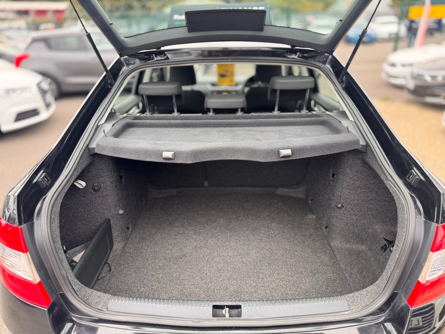 Used Skoda Octavia 2014 for sale - 76649859: Photo 21