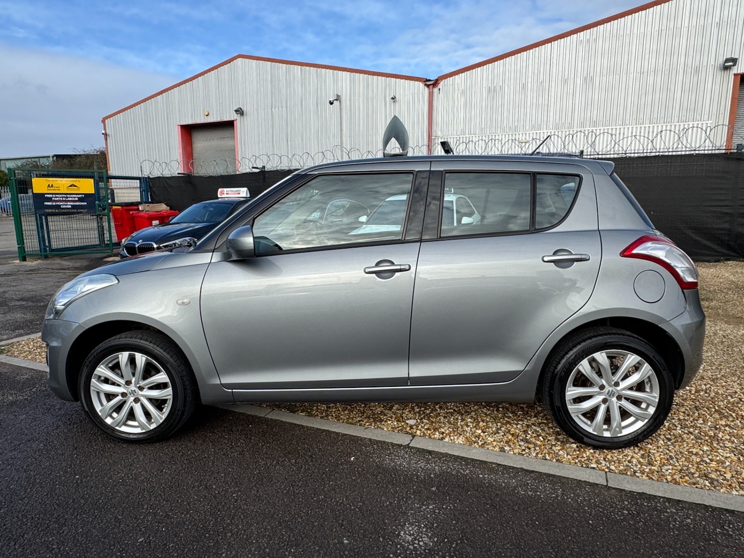 Used Suzuki Swift 2015 for sale - 78178040: Photo 15