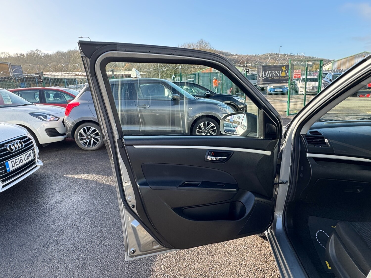 Used Suzuki Swift 2015 for sale - 78178040: Photo 41