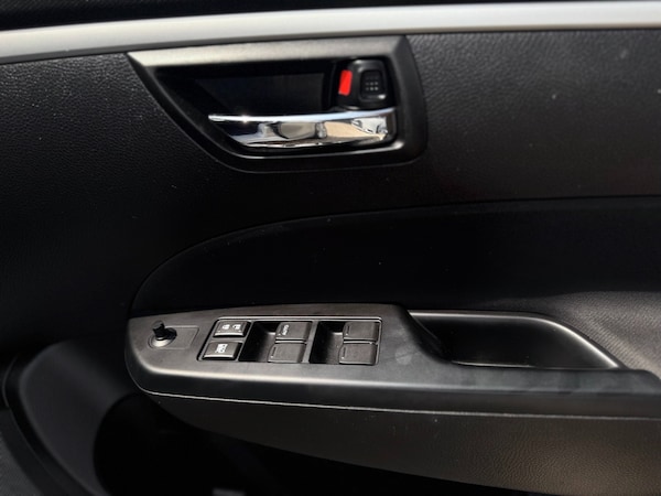 Used Suzuki Swift 2015 for sale - 76234948: Photo 26