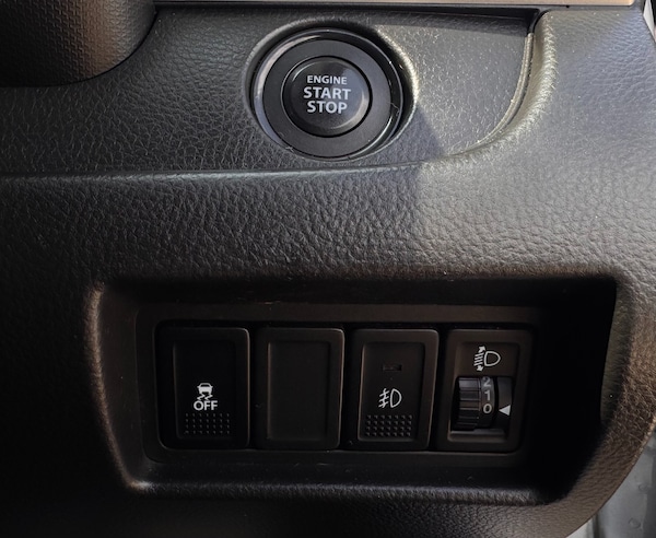 Used Suzuki Swift 2015 for sale - 76234948: Photo 27