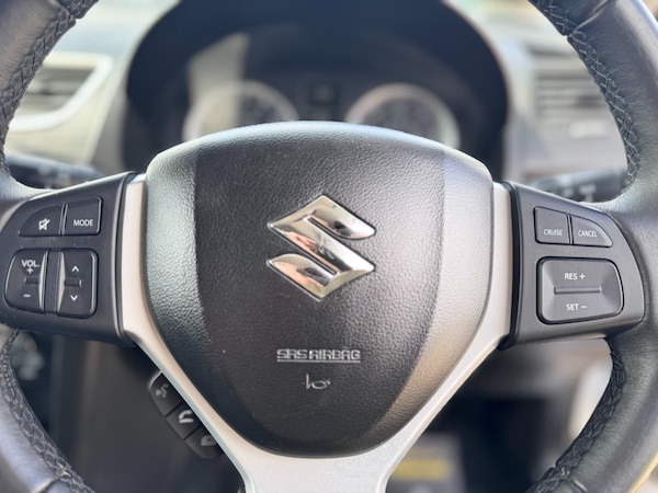 Used Suzuki Swift 2015 for sale - 76234948: Photo 30