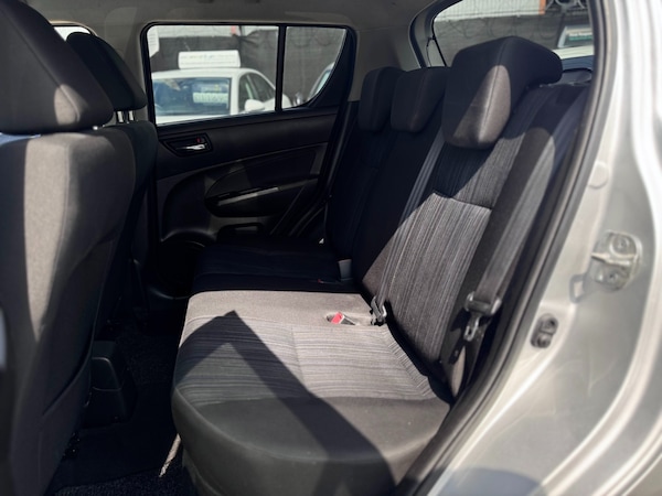Used Suzuki Swift 2015 for sale - 76234948: Photo 40