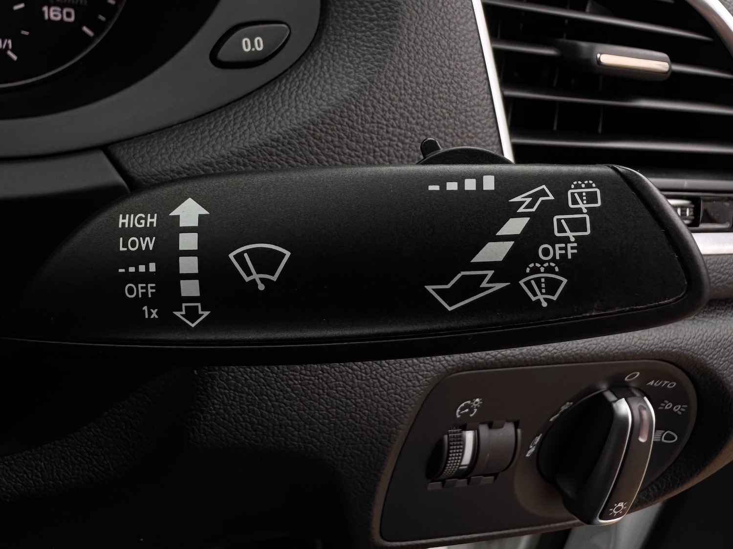 Used Audi Q3 2015 for sale - 76684546: Photo 34