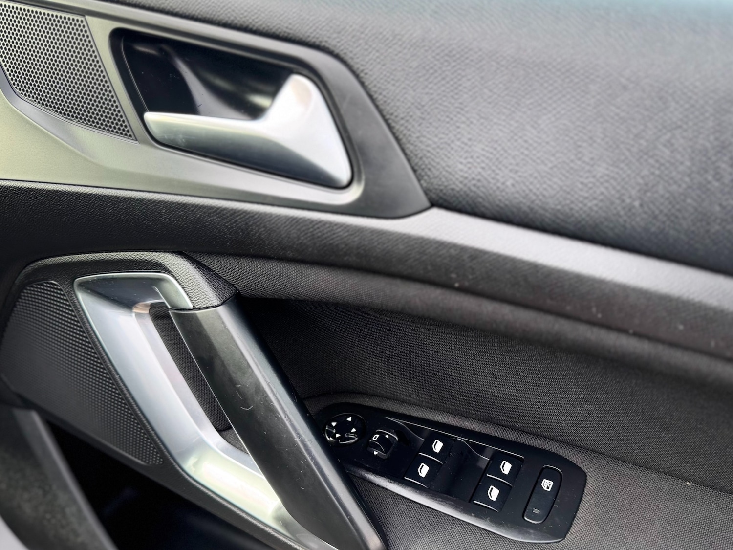 Used Peugeot 308 2014 for sale - 77087756: Photo 26