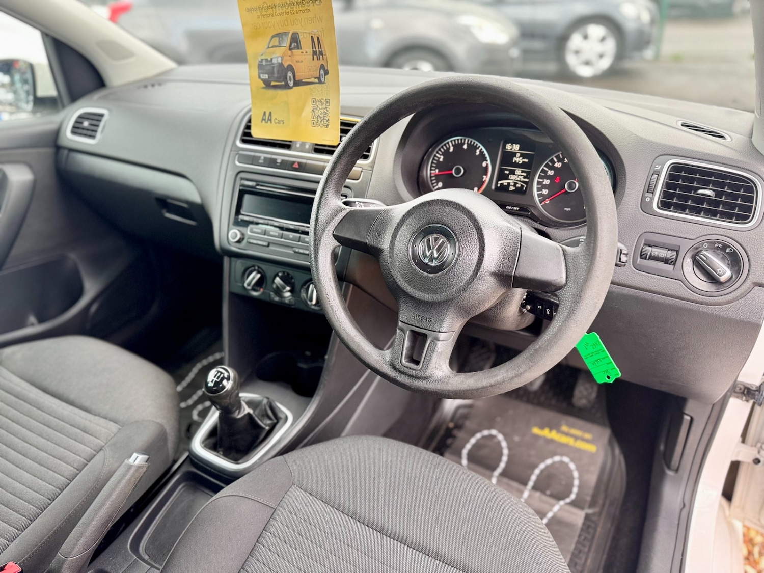 Used Volkswagen Polo 2012 for sale - 76945698: Photo 32