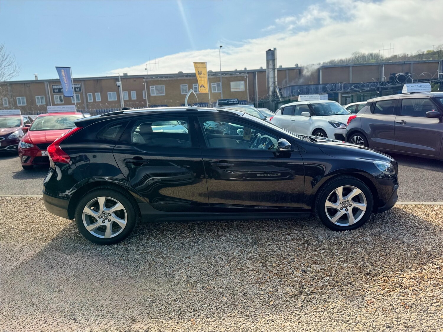 Used Volvo V40 2014 for sale - 78178353: Photo 13