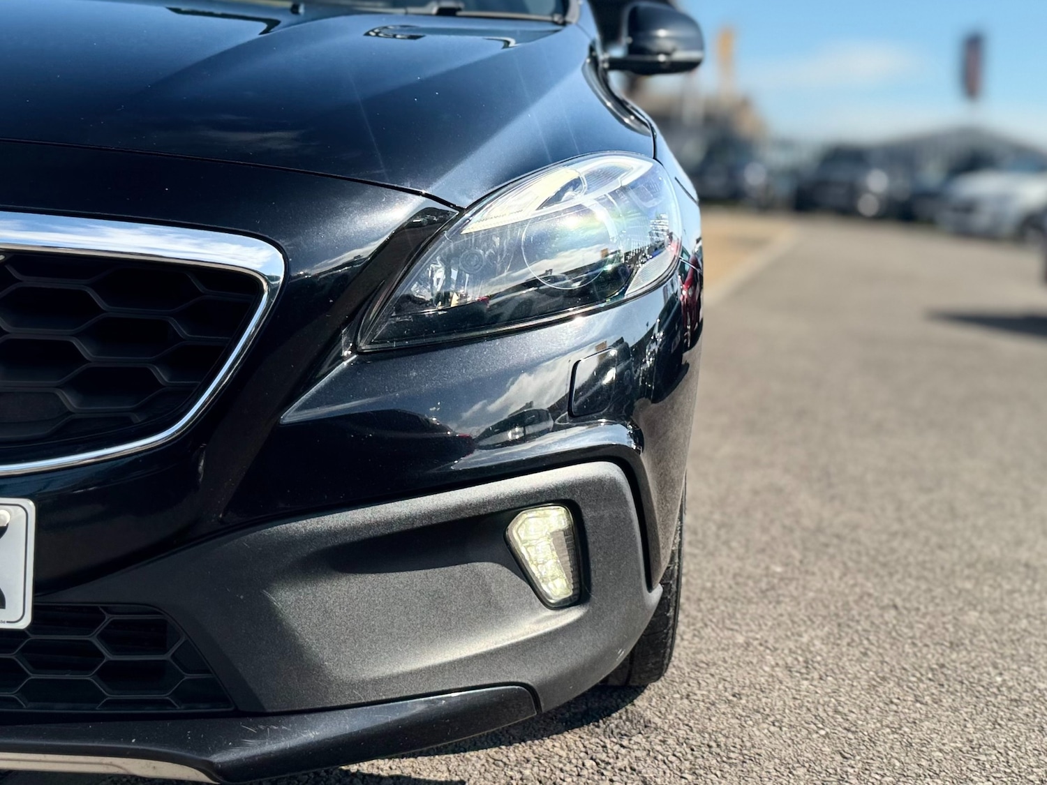 Used Volvo V40 2014 for sale - 78178353: Photo 49